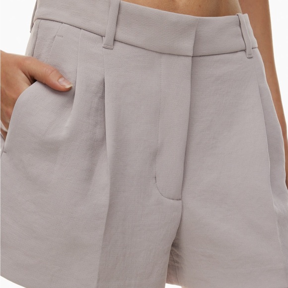 Aritzia The Effortless Short™ Mini 10 - Picture 6 of 11